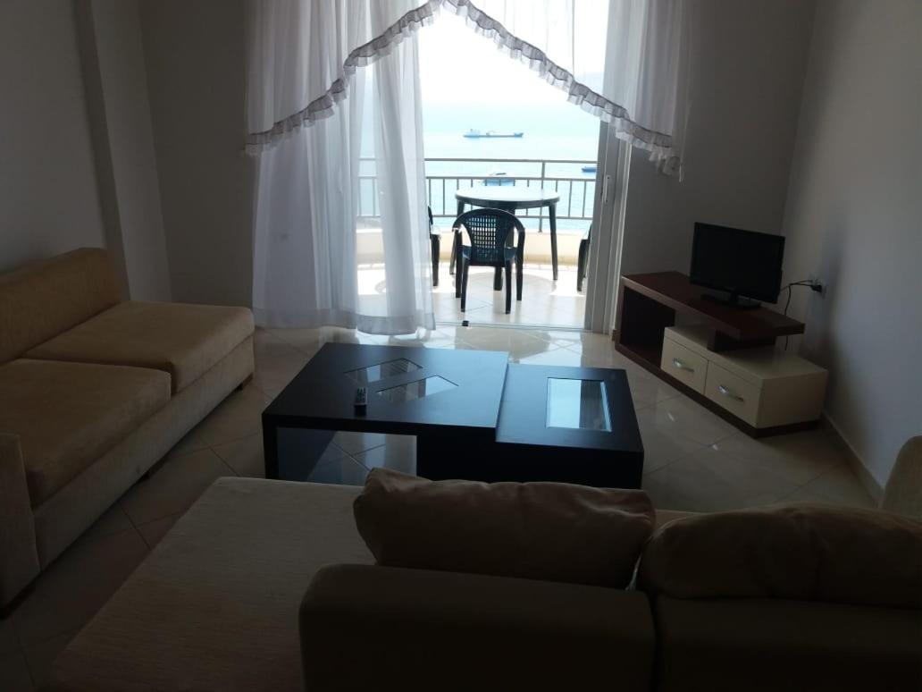 Sunny&Seaview Apartment Саранда Екстер'єр фото